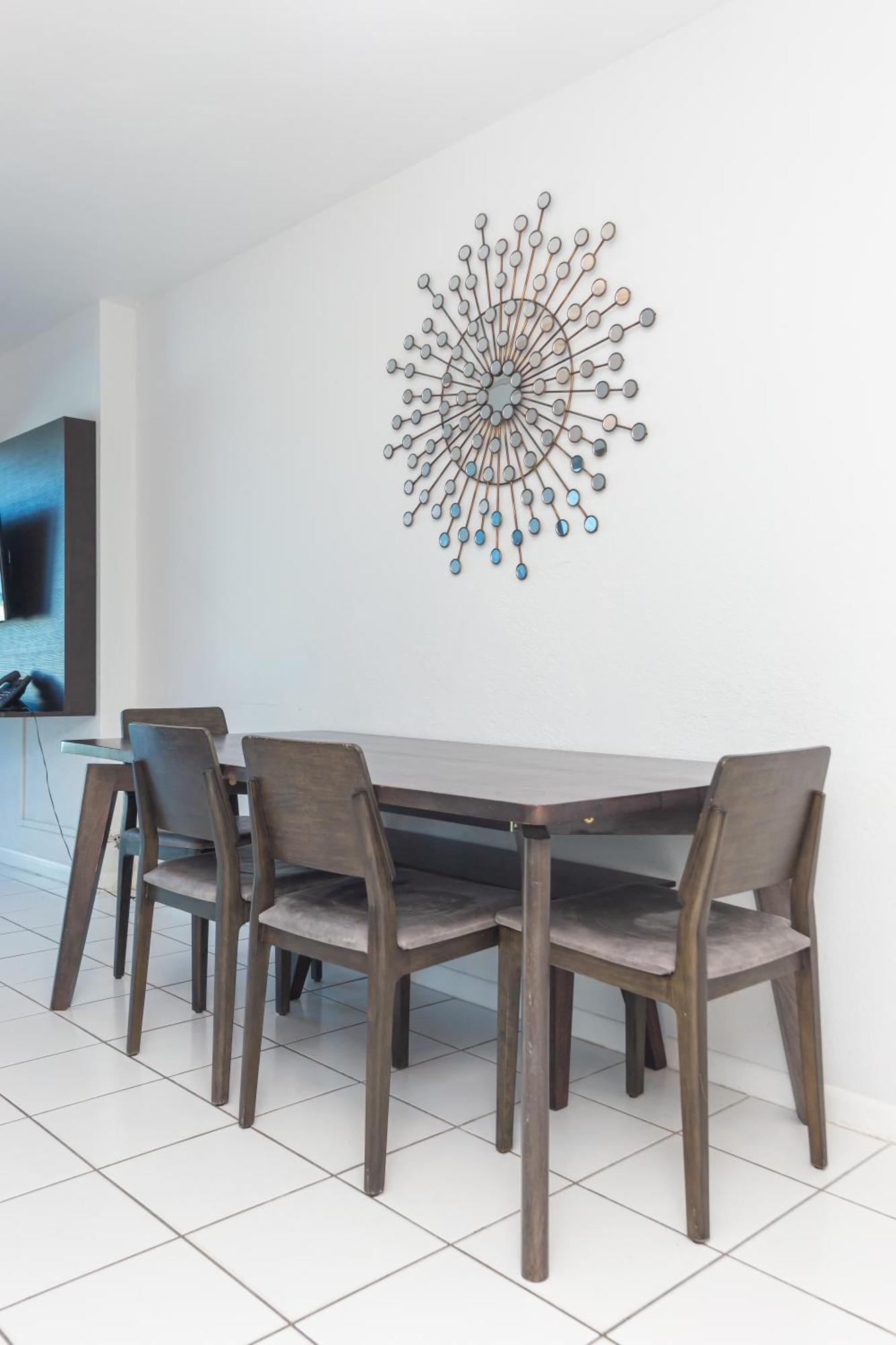 Girasole Rentals Suites Miami Beach Oda fotoğraf